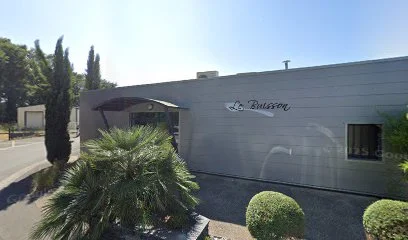 Laura Crespeau-Richard Ostéopathe, fasciathérapeute (méthode Danis Bois) et sympathicothérapeute en cabinet et à domicile