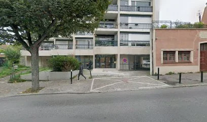 Edgar GIROLET Masseur-kinésithérapeute