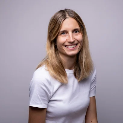 Anne Dehoule - Ostéopathe Versailles