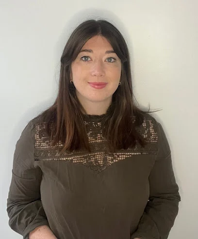 Aubérie CARPENTIER Ostéopathe - Kinésithérapeute périnéale