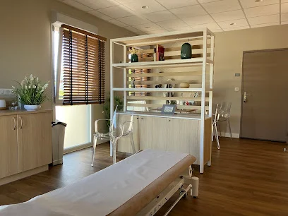 Aurélie HARISMENDY VERMERSCH - Ostéopathe à VENELLES