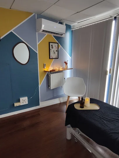 Camille Maréchal, Kiné en perinatalité, périnéologie / Rebozo, Kobido, Gym pré /post natale / De Gasquet