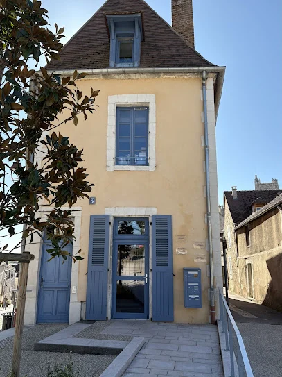 Constance Francois-Grison - Ostéopathe Auxerre