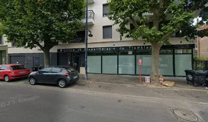Moreau Léa / Masseur-Kinésithérapeute pédiatrique et adultes / Champigny-sur-Marne