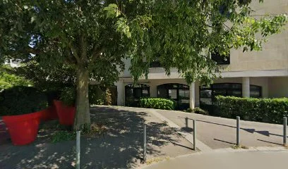 Perdola Luketo - Kinésithérapeute