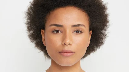 Elsa NYOUNAE - Ostéopathe D.O et Drainage Lymphatique Renata França 13006