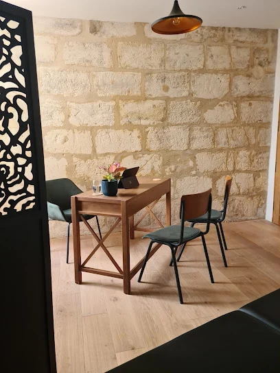 Emilie Pecego - Chiropracteur Bordeaux Bacalan et Rive droite Darwin