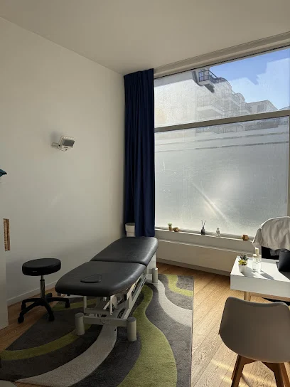 Ethan Krumhorn - Ostéopathe