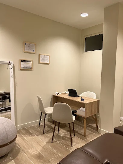 Eva Peacock - Chiropracteur D.C