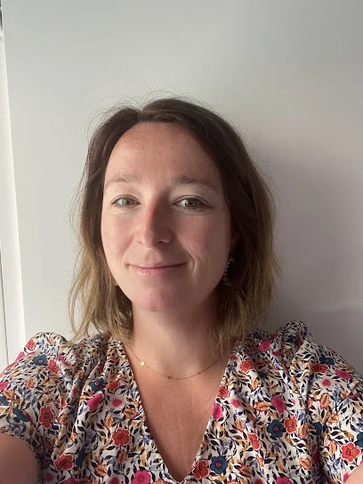 Fanny Gronnier - Ostéopathe spécialisée dans les sport, périnatalité et Dry Needling