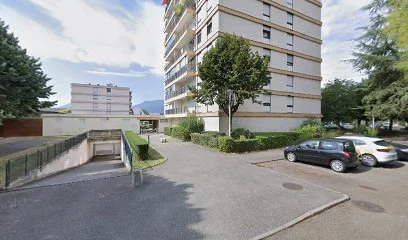 Charlotte BOCQUET - Ostéopathe Barby, Savoie