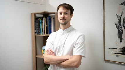Guillaume INTES - Ostéopathe
