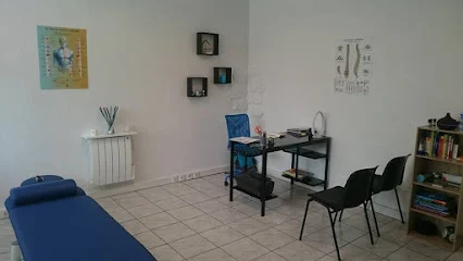 Guillaume WIERZBINSKI Ostéopathe D.O. / Cupping therapy / Ventouses chinoises / Acupuncture