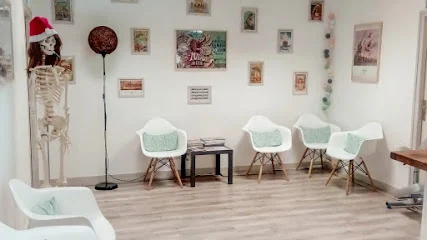 Hallier Alice kinesitherapeute, Pilates, rééducation périnéale et douleurs pelviennes, cancer du sein, rééducation abdominale