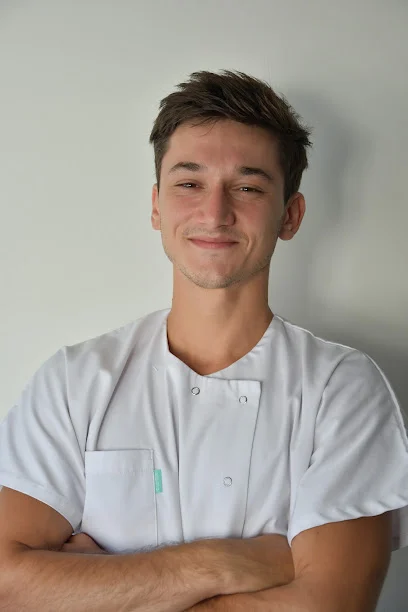 Hugo DEBUISSON - Ostéopathe (Marseille)