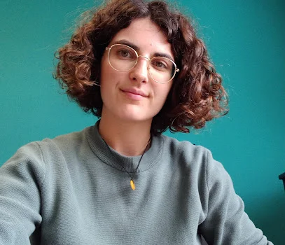 Julie Pereira - Kinésithérapeute Maxillo-Faciale