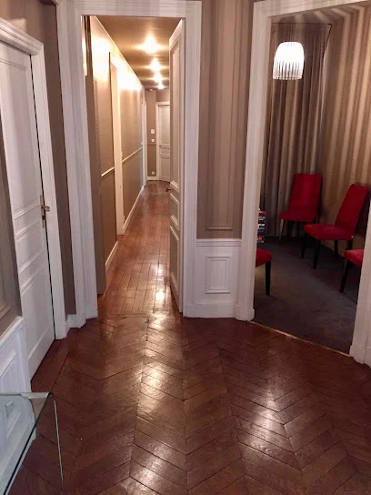 Kopylov Mathias cabinet chiropratique Paris Ternes