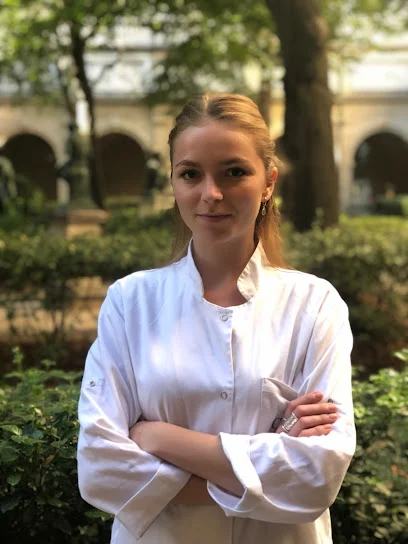 Laura Hugon - Ostéopathe D.O. à Caluire-et-Cuire