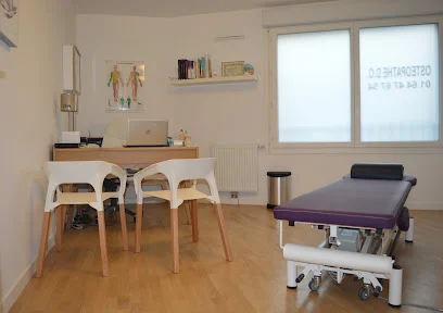 Léa LÉVY - Ostéopathe D.O.