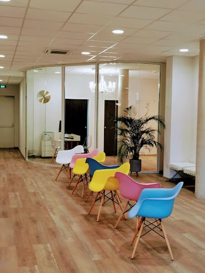 Lucile MAURY CHIROPRACTEUR