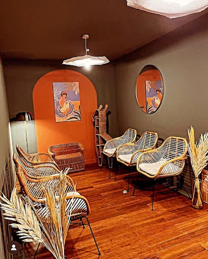 Marie BREGER -Le Cocon-Kinésithérapeute : Rééducation périnéale, pédiatrique et prise en charge de la femme enceinte