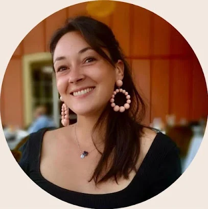 Mathilde BARJON Ostéopathe Lyon 7 - Drainage lymphatique Renata França