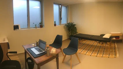 Mathilde MONCLA - Ostéopathe D.O