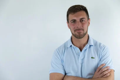 Ostéopathe Aurélien Garbay