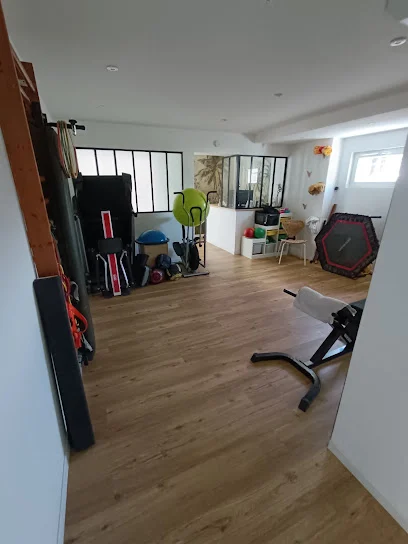 Ostéopathe - Kinésithérapeute - Antoine Saddier