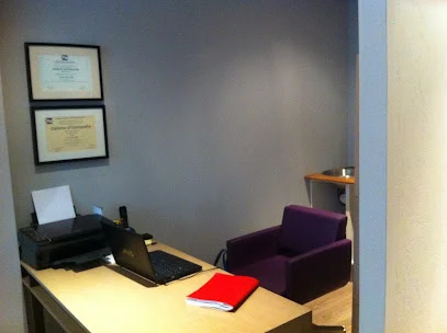 Ostéopathe Perrine Bruyere