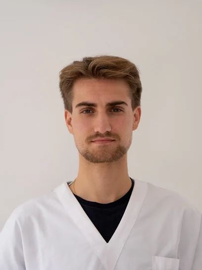 Ostéopathe Saint Etienne - Corentin Raedisch