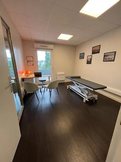 Pauline Zénon Ostéopathe au centre URBEGI