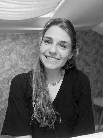 Romane Chapot Ostéopathe D.O - Annecy - Certifiée en Périnatalité et Pédiatrie
