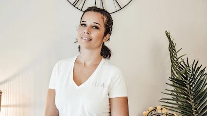 Tiffany LEVIS - Ostéopathe D.O. à Saint-Raphaël, ostéopathe pédiatrique grossesse et post partum