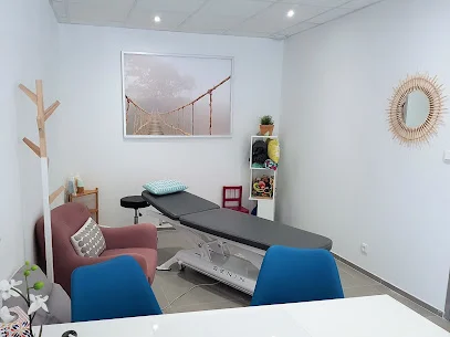 Valiha Rasolo - Ostéopathe