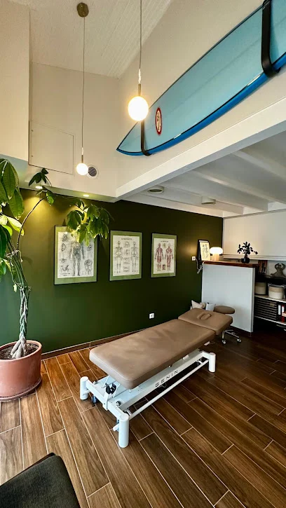 Zoé Claverie, Ostéopathe D.O.